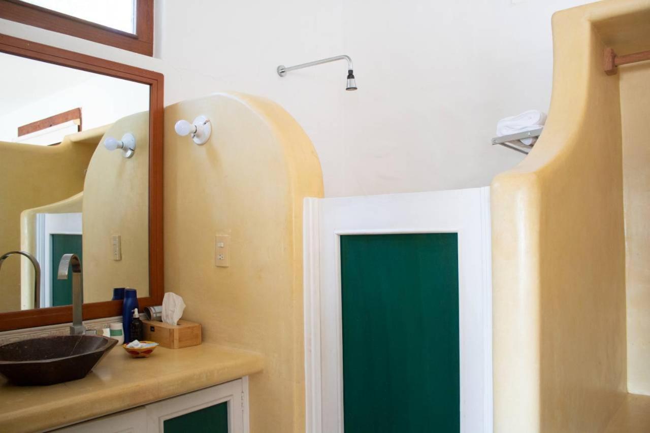 トロンコネス Casa Faro Bed & Breakfast エクステリア 写真
