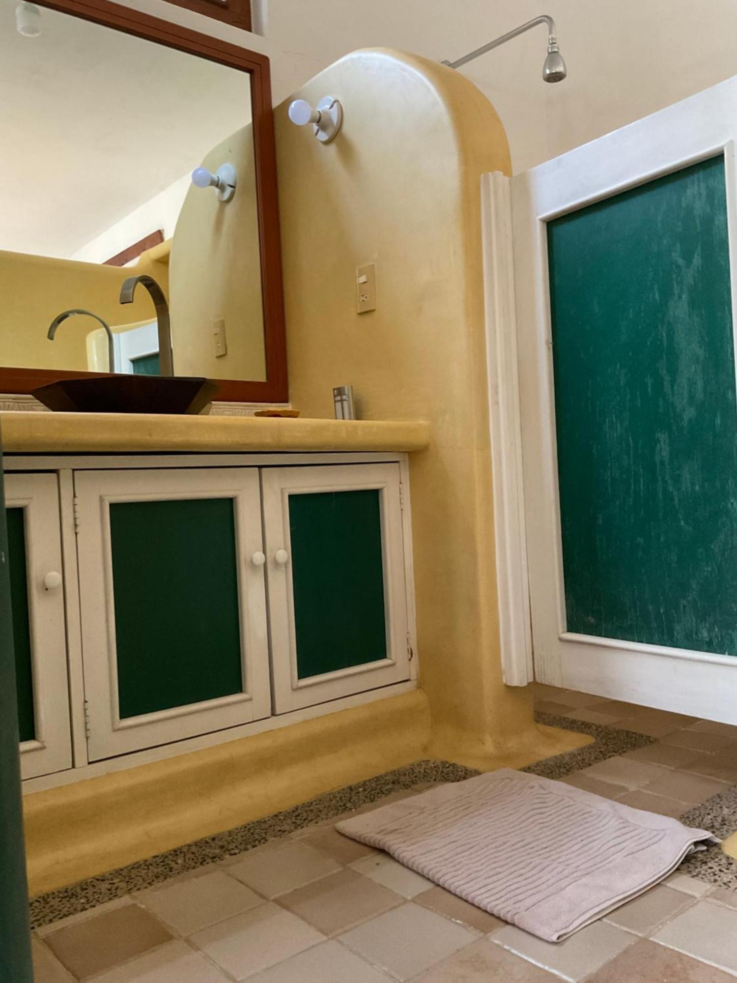 トロンコネス Casa Faro Bed & Breakfast エクステリア 写真