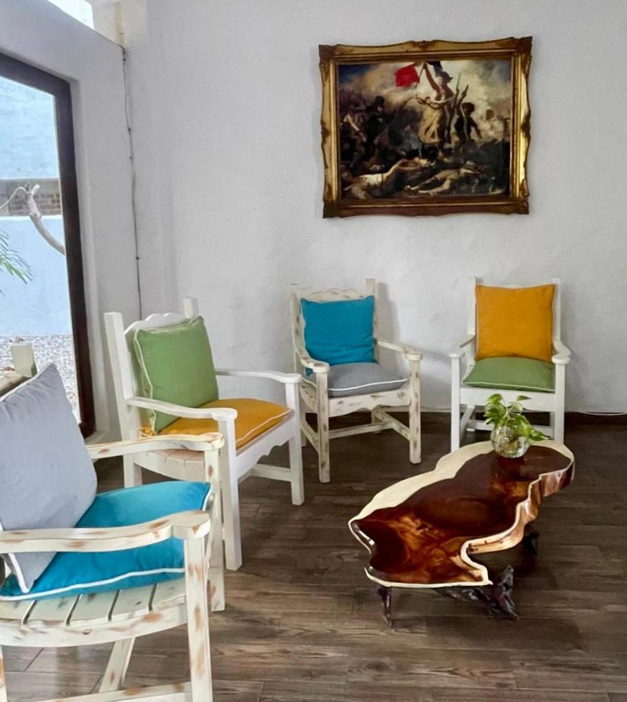 トロンコネス Casa Faro Bed & Breakfast エクステリア 写真